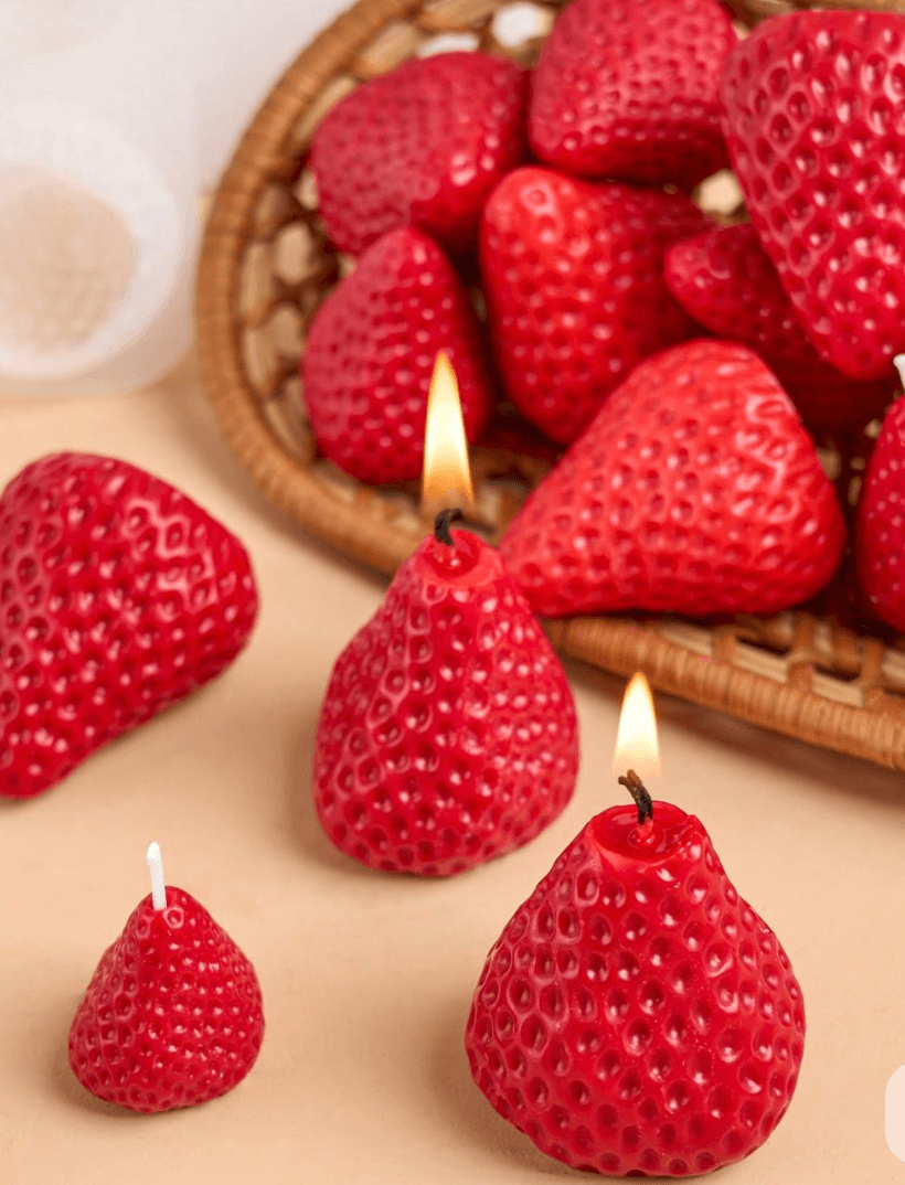 Strawberry mousse candle